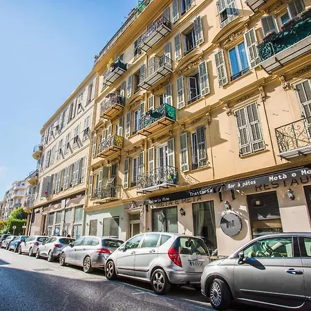 Le Foch Ap4244 By Riviera Homes Apartman
